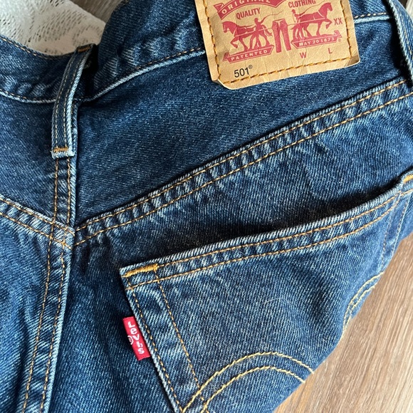 Levi's Blue Denim shorts extended with Cream Lace pants - Picture 3 of 8